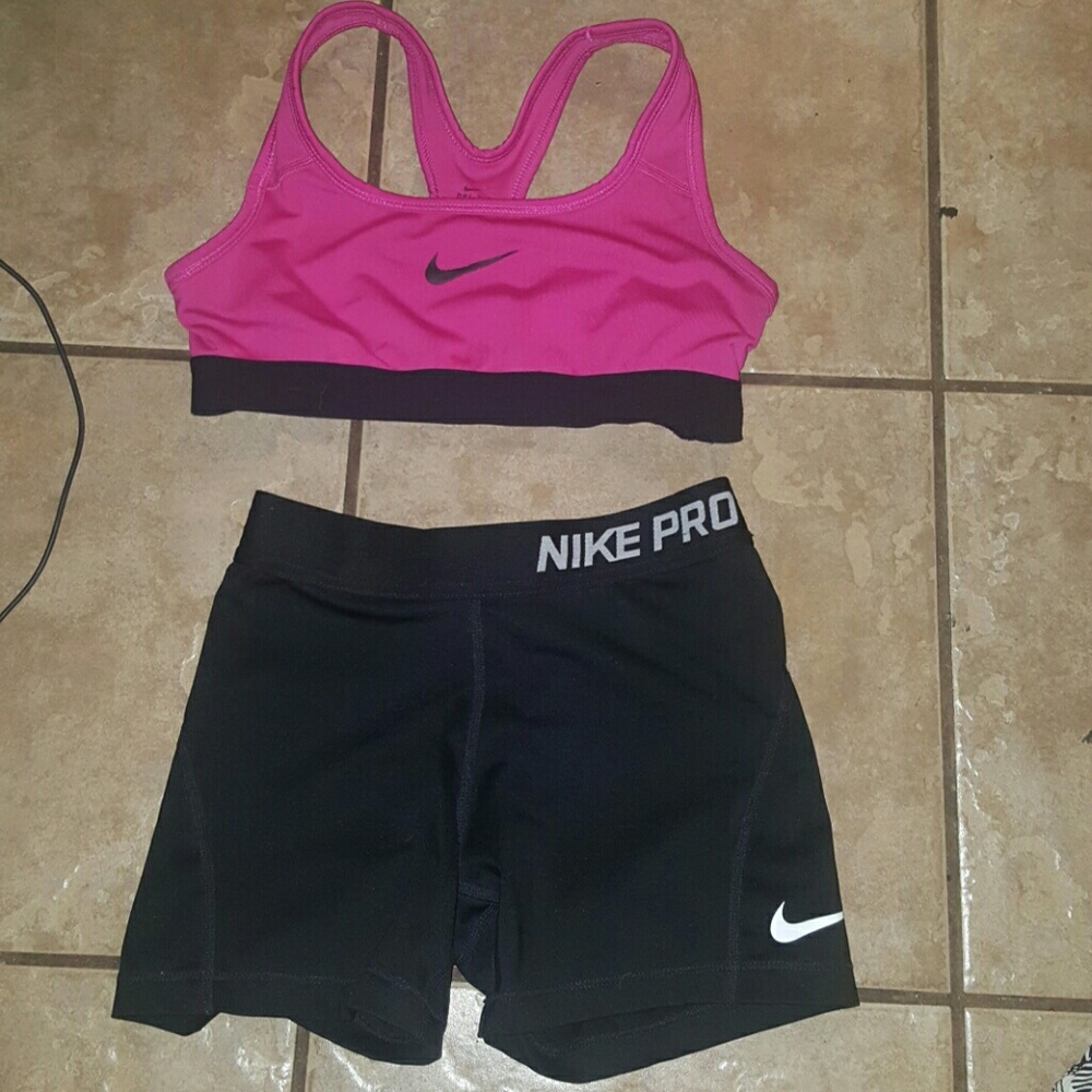 Girls Nike Pro Shorts and Sport Bra Set